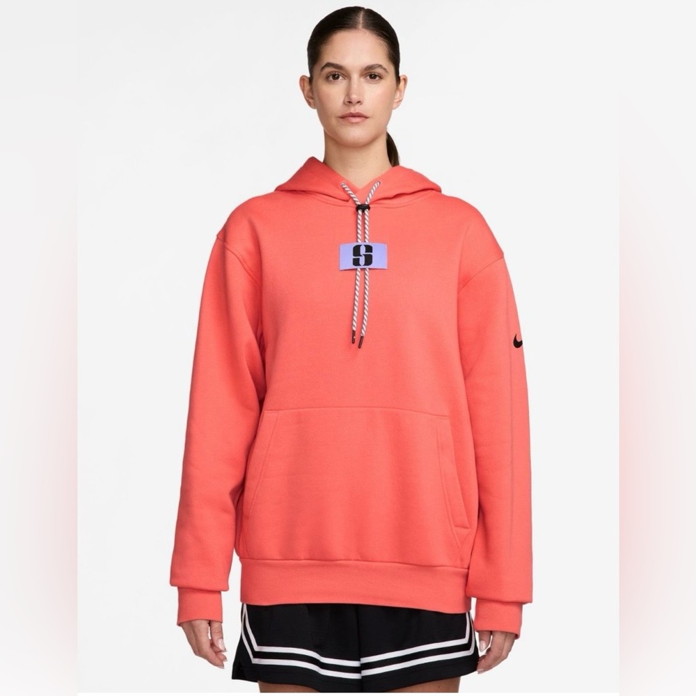NWT! Nike Sabrina Ionescu Fleece
Basketball Hoodie Multiple Sizes!!